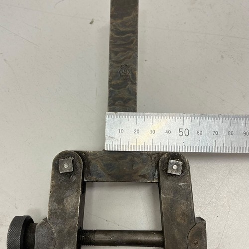 Knurling lathe tool - lathe, +