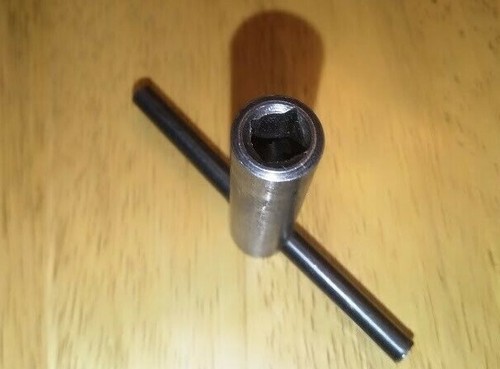 Chuck key square lathe - lathe,
